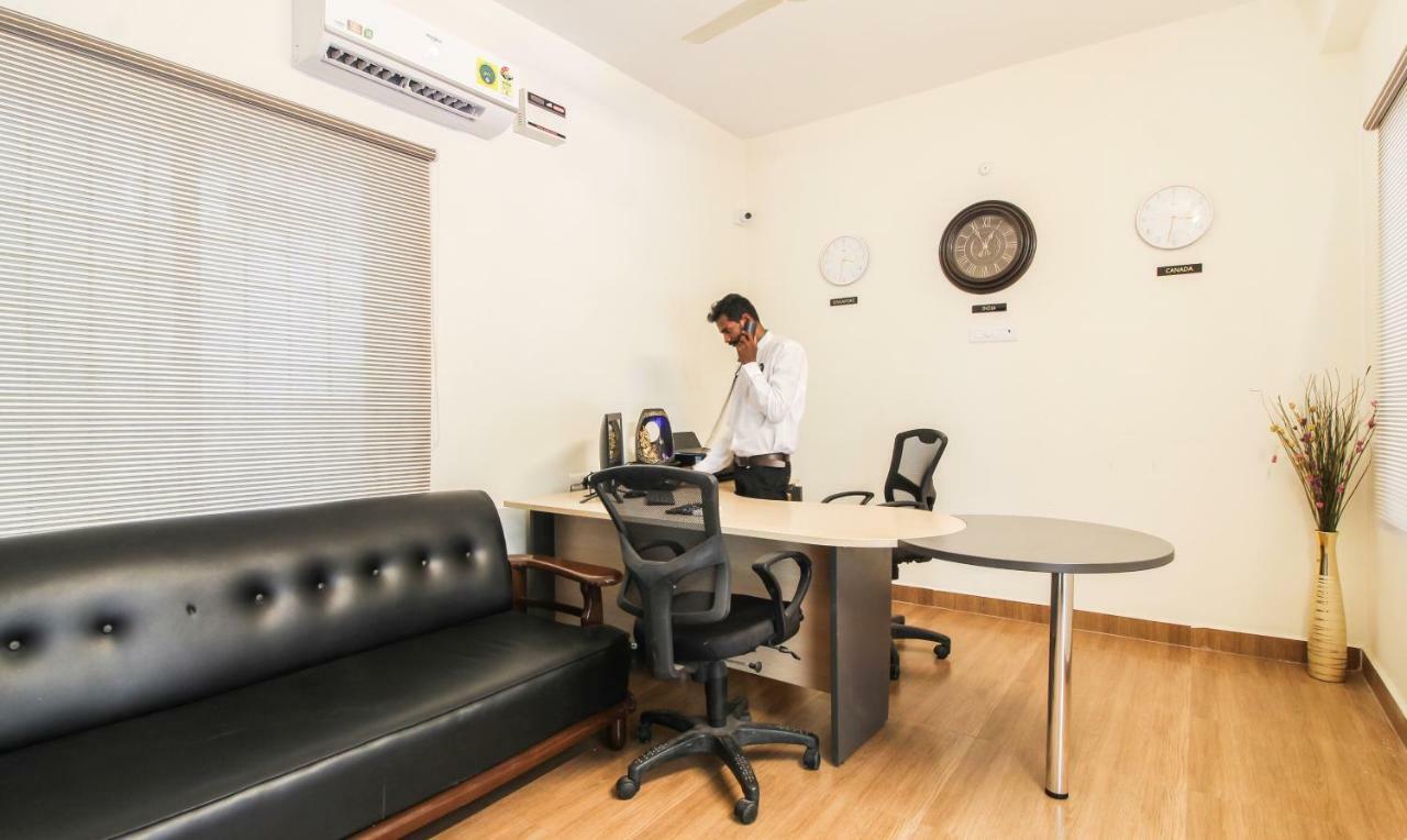 Itsy Hotels Riyas Grand Tirupati Exterior foto