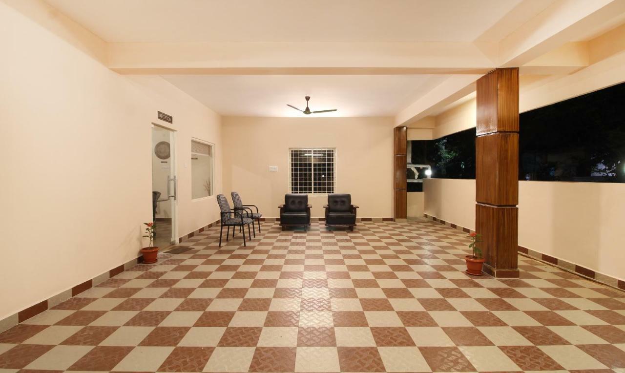 Itsy Hotels Riyas Grand Tirupati Exterior foto